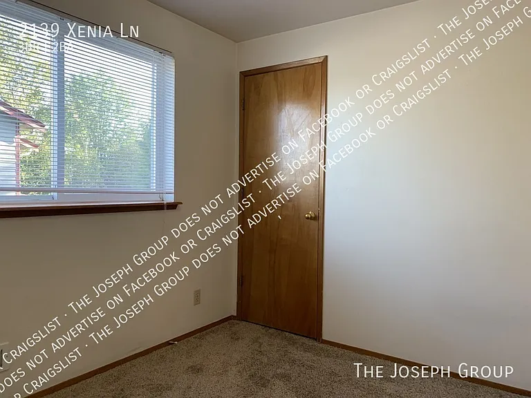 2139 Xenia Ln — Photo 11