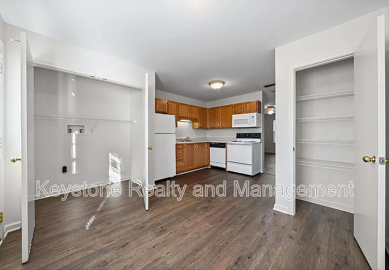3312 Royster Ln #D — Photo 7