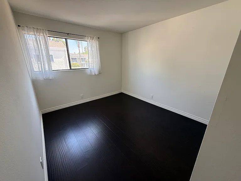 2934 Wellesley Ct — Photo 11