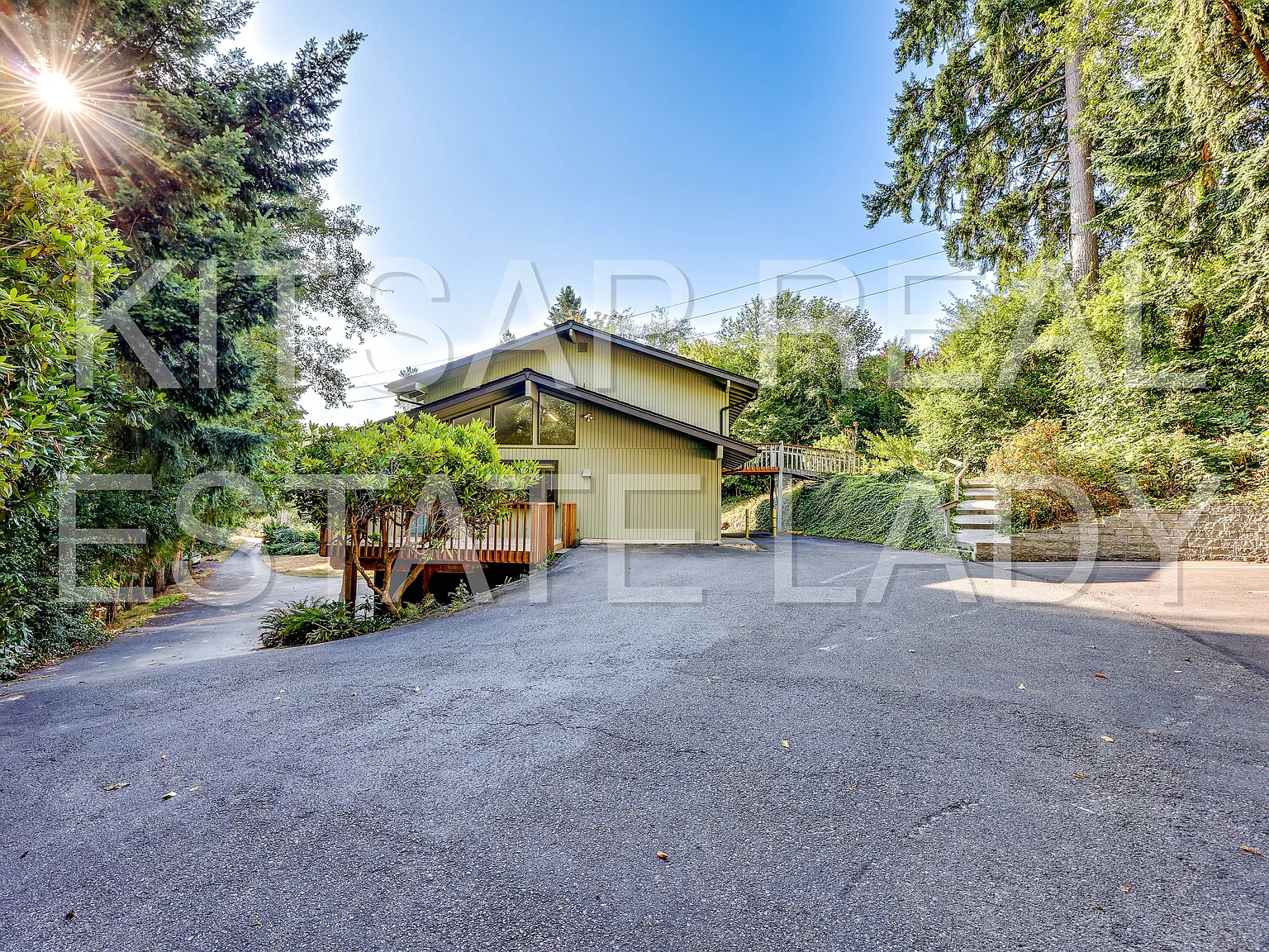 2 bed, 1.5 bath, 1732 sqft, $2,200 — Photo 3