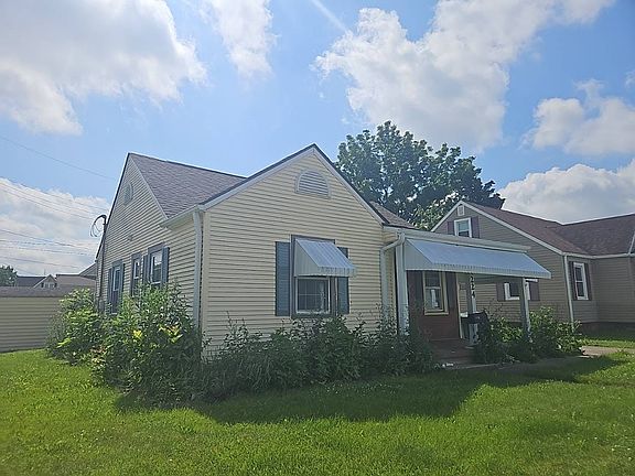 3rd image of 224 Reddingdale Dr
