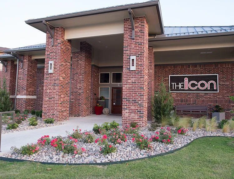 Icon at Hewitt