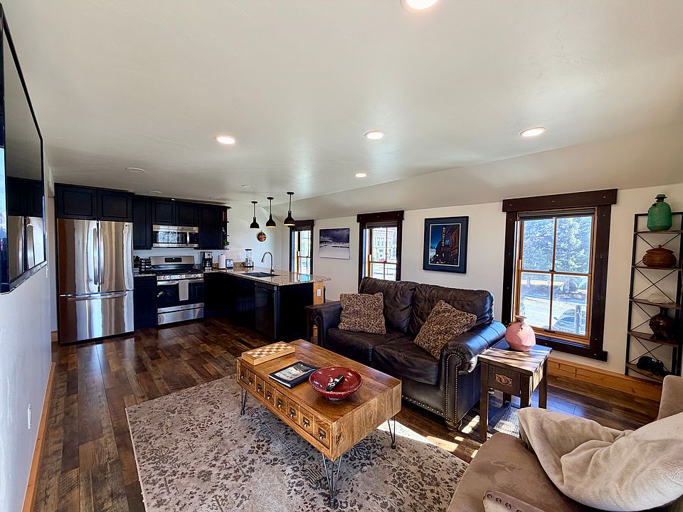 1st image of 601 Harrison Ave #1
