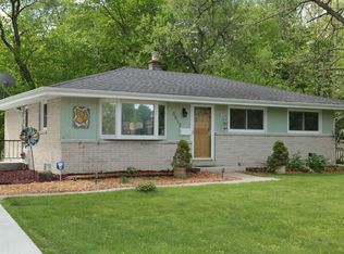5812 Euston St, Greendale, WI 53129