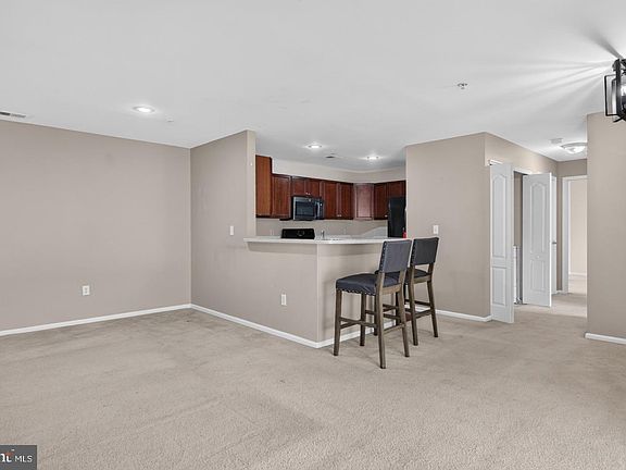 4th image of 115 Lionheart Ln