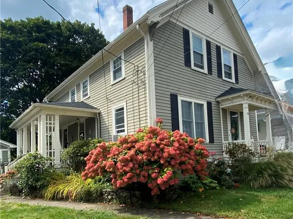 130 Chapel St, Lincoln, RI 02865
