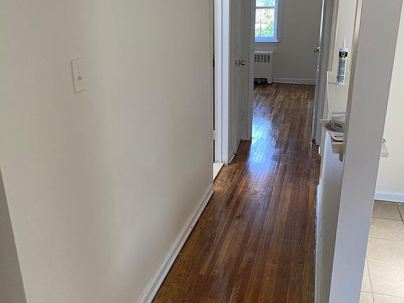4th image of 3026 Gunther Ave Floor 2