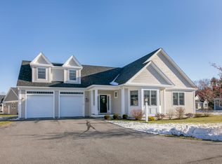 110 Ridgewood Dr #N2, Falmouth, ME 04105