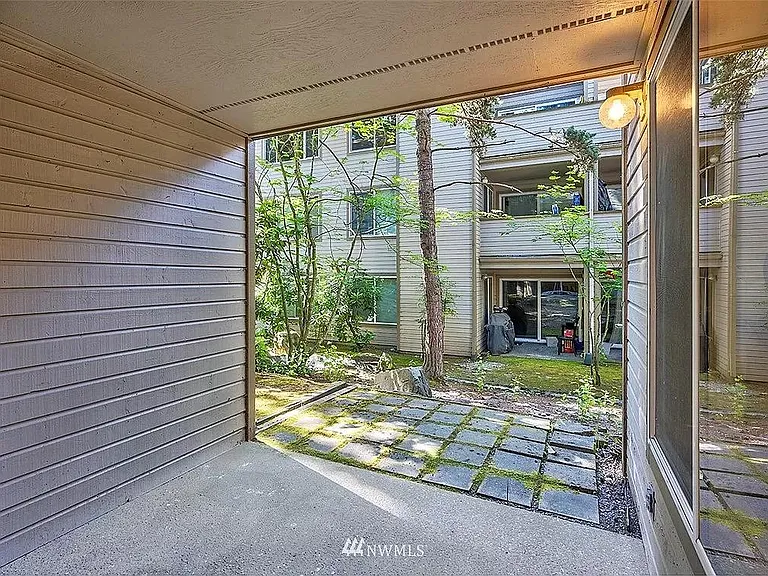 14609 NE 45th St #E7 — Photo 28