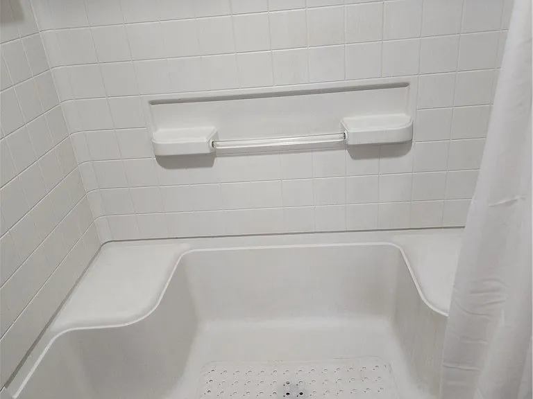 118 Lockwood Dr — Photo 30