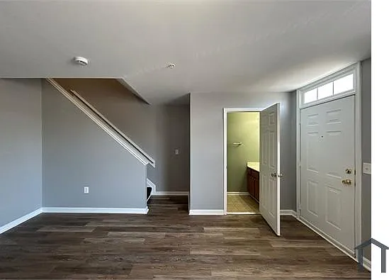 1100 Whatcoat St — Photo 10