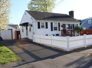 25 Saint Anns Ave, Peabody, MA 01960