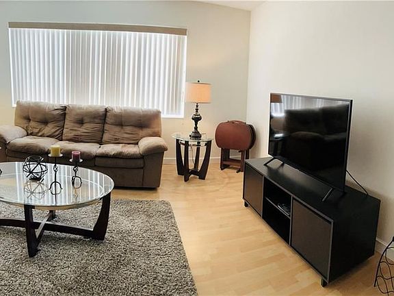2nd image of 3061 49th St #8