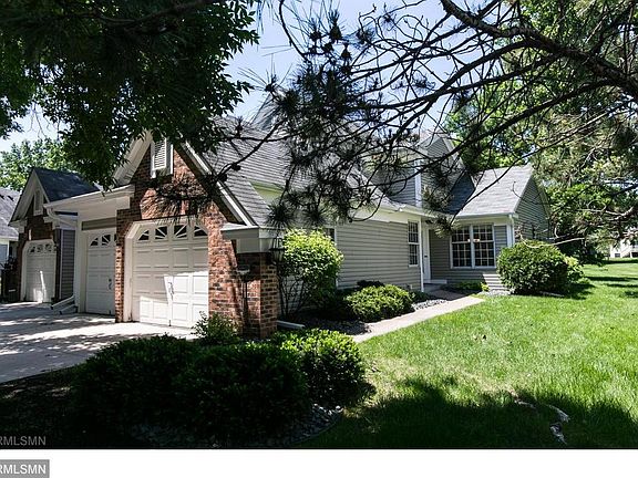 2nd image of 4299 Pond View Ct