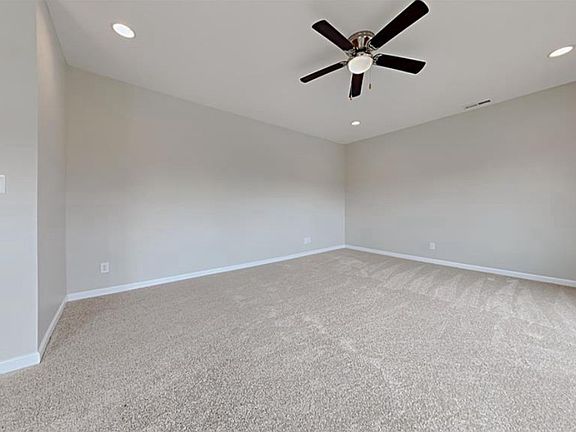 5th image of 2573 Solidago Dr