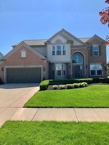 24362 Peters Barn Ct, South Lyon, MI, 48178