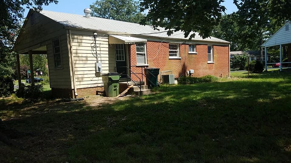2nd image of 4800 Clayton Rd