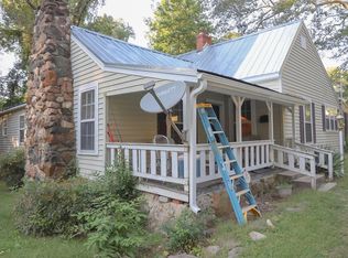 103 Maplebrook St, Laurens, SC 29360