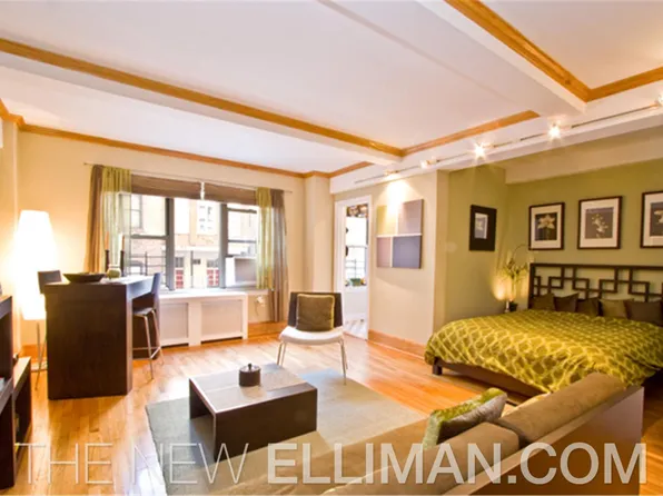 400 East 52nd Street image 1 of 3