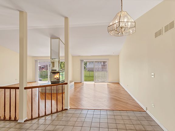 4th image of 1934 N Brighton Pl