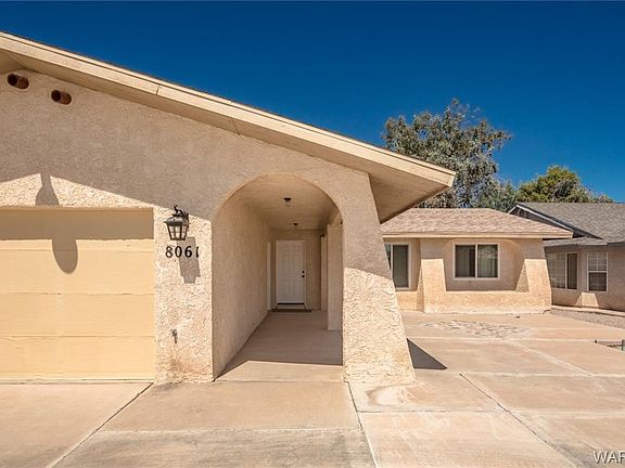2nd image of 8061 S Aspen Dr