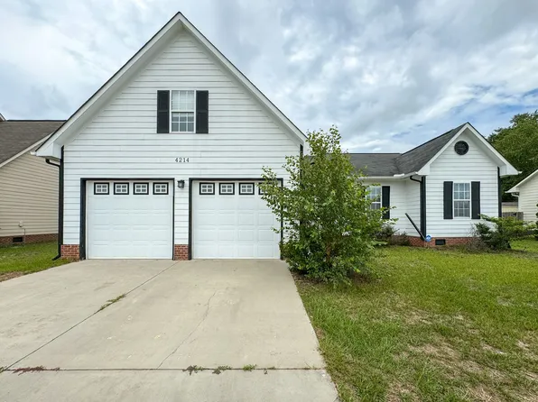 4214 Harbin Walk Ln, Fayetteville, NC 28306