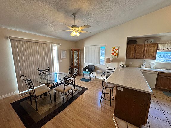 5th image of 2258 N Wedgewood Ln