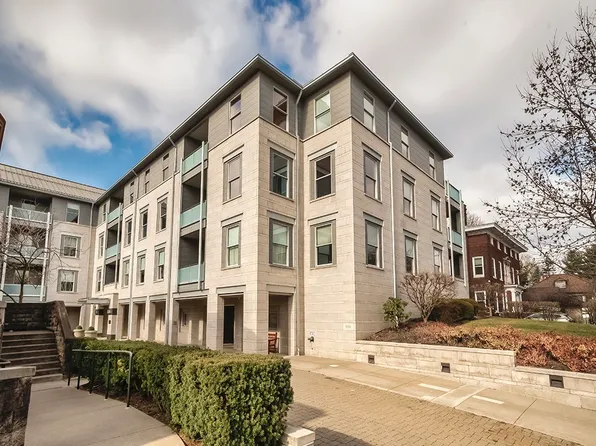 1660 Murray Ave APT 21, Pittsburgh, PA 15217