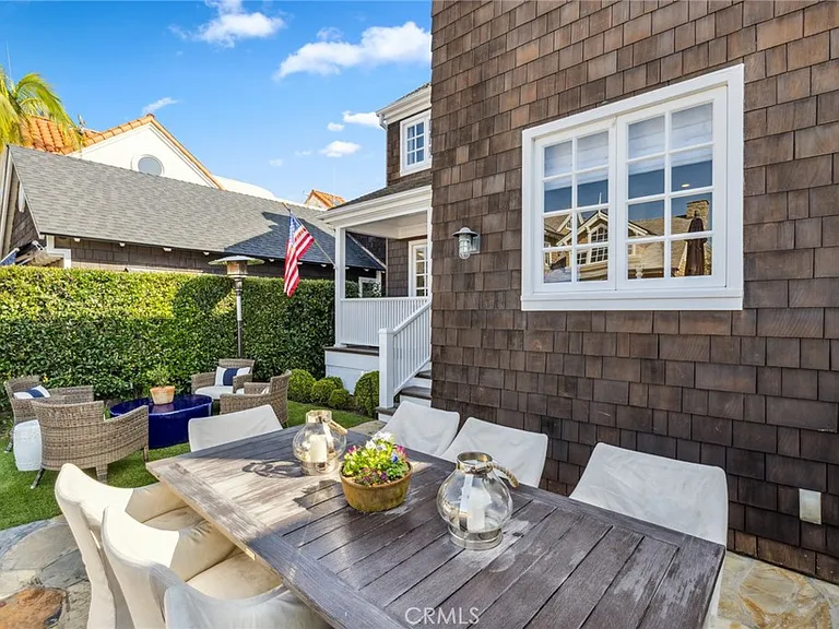 312 Ruby Ave — Photo 3