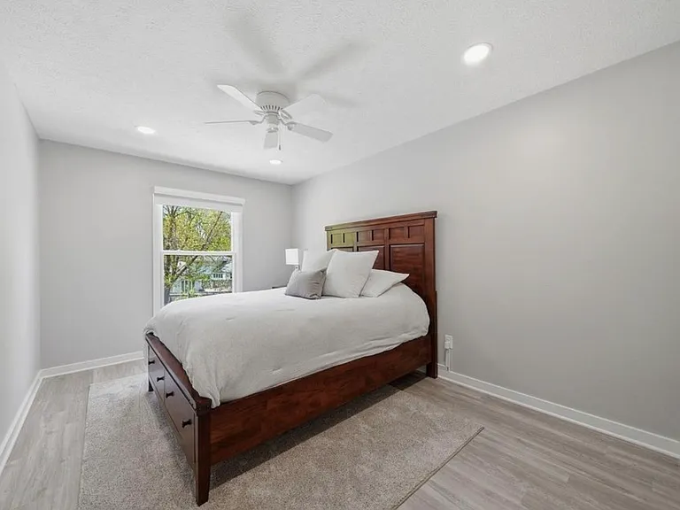 920 Carriage Way #12 — Photo 16