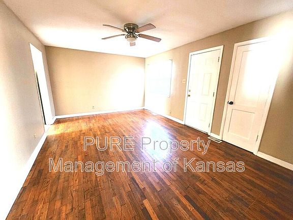 2nd image of 2815 SE Minnesota Ave