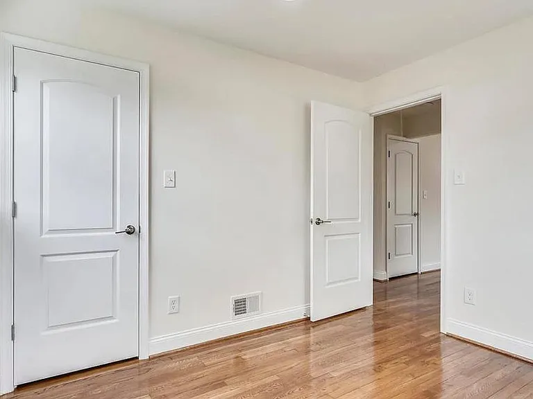 12728 Gould Rd — Photo 12