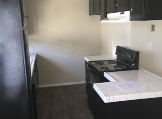 1205 Amethyst St APT B, Redondo Beach, CA 90277