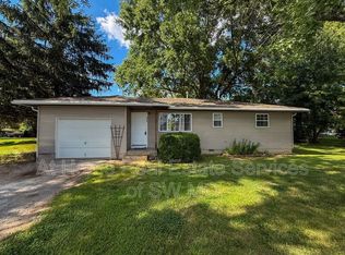 605 W Bluegrass Rd, Strafford, MO 65757