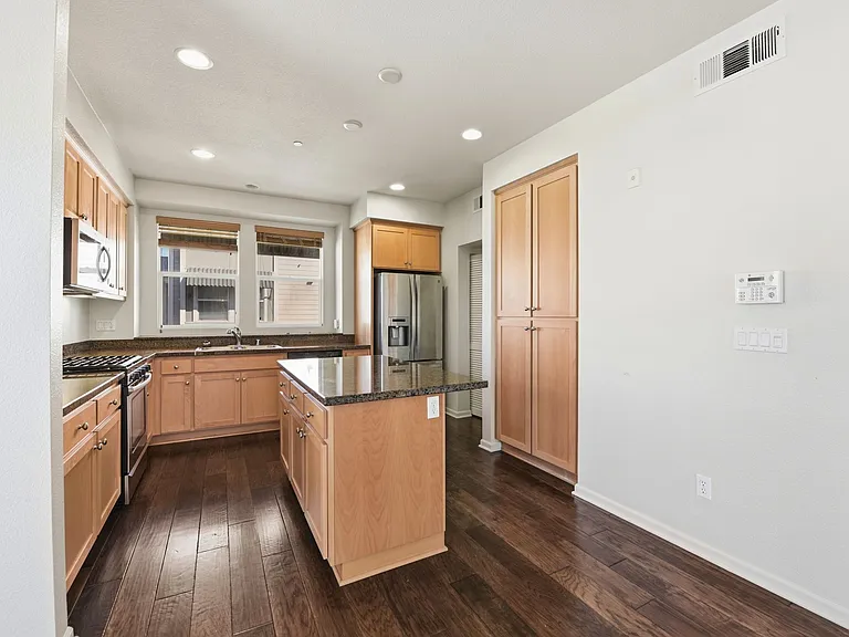 40955 Olmstead Ter — Photo 13