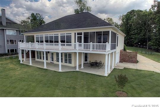 1st image of 295 Lake Club Dr