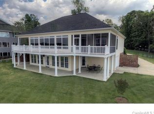 295 Lake Club Dr, Rock Hill, SC 29732