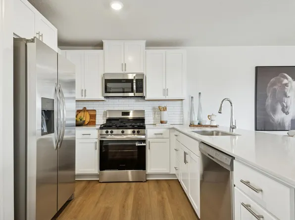 4768 218th St W, Farmington, MN 55024