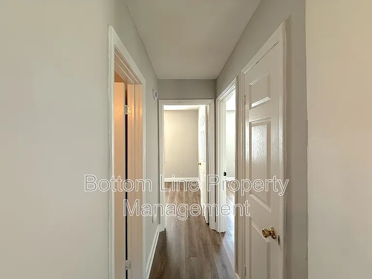 2605 Remington St — Photo 5
