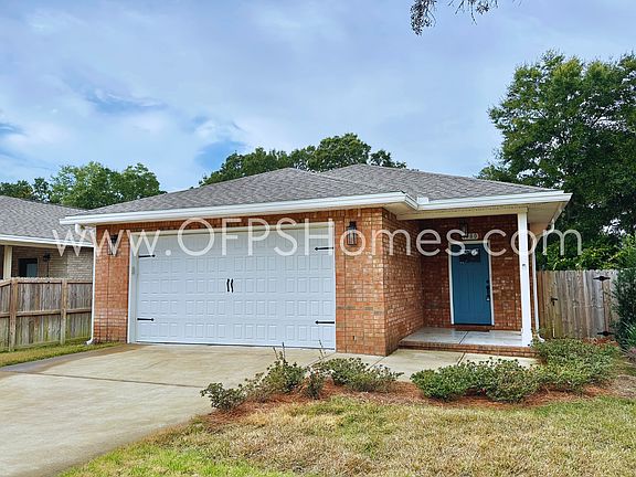 2nd image of 1580 Hickory St