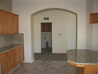 4th image of 6104 Auburn Oaks Dr