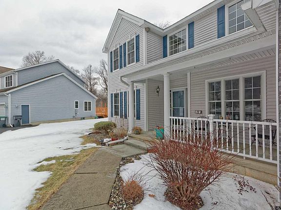 5th image of 22 Oakhurst Ct
