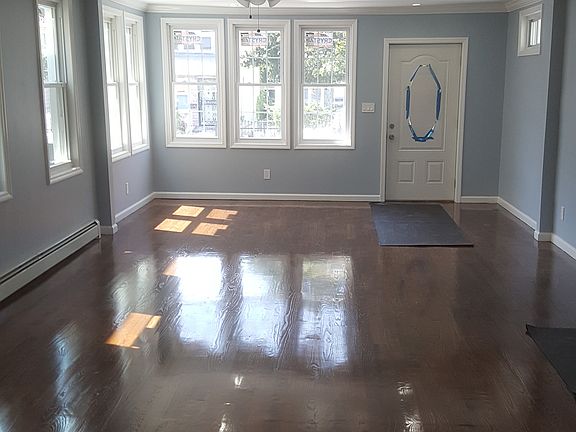 3rd image of 12325 146th St