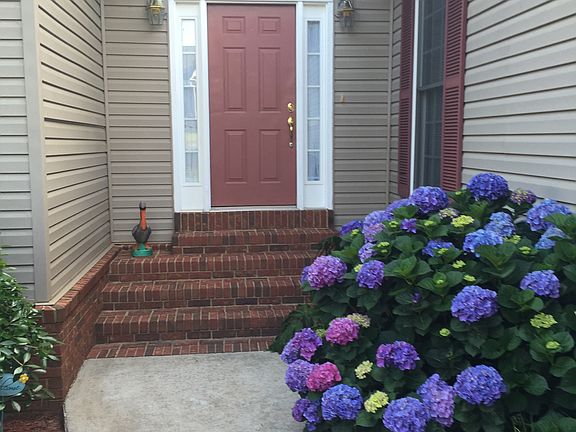4th image of 98 Bradford Pl