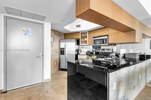 1750 N Bayshore Dr #5014 Photo 1 1750 N Bayshore Dr #5014 Photo 1