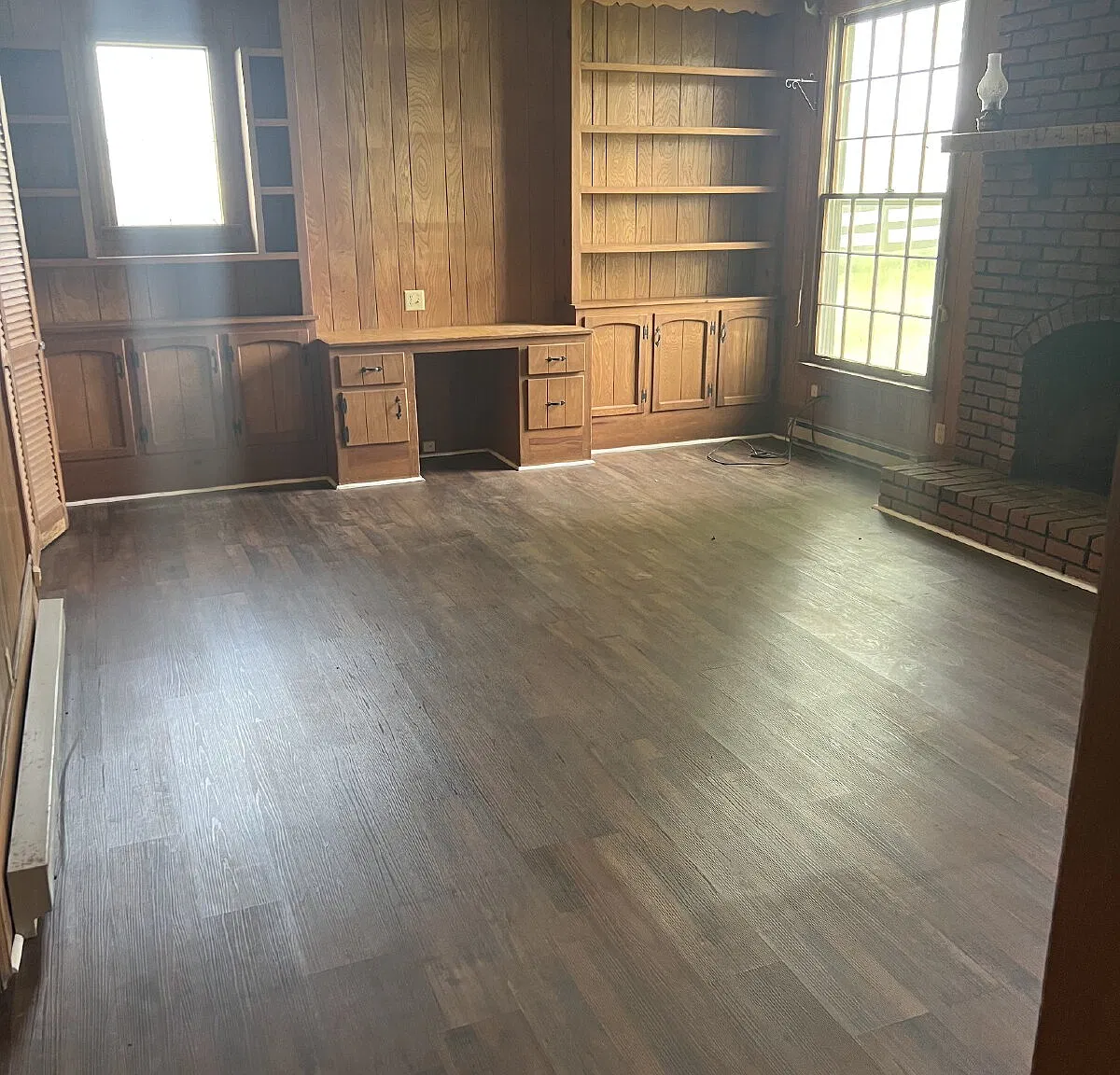 3 bed, 2.0 bath, 1904 sqft, $2,100 — Photo 2