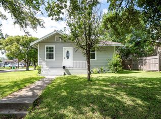 3201 Iowa St, Baytown, TX 77520