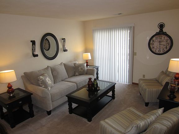 5th image of 4608 Galeforce Ct APT 303