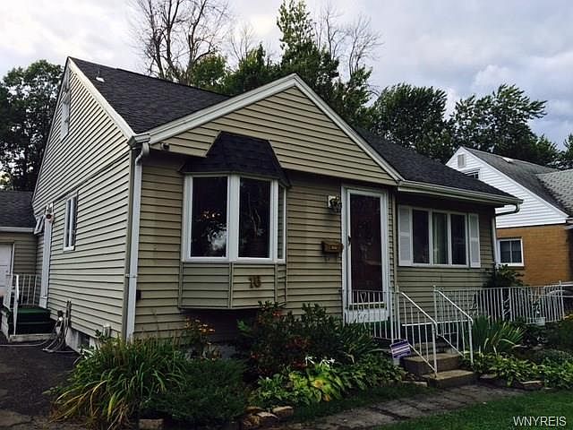 1st image of 16 Woodridge Ave