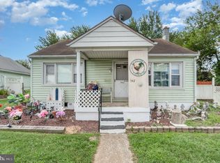 542 E Maple St, Dallastown, PA 17313